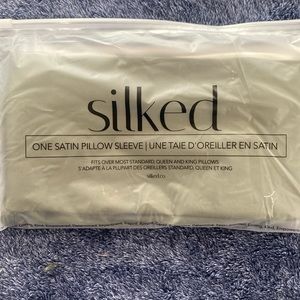 Silked pillow sleeve